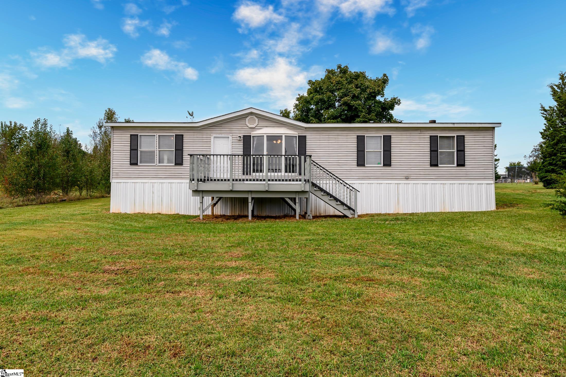 1121 Blount Road Belton, SC 29627 - Photo 28 of 32