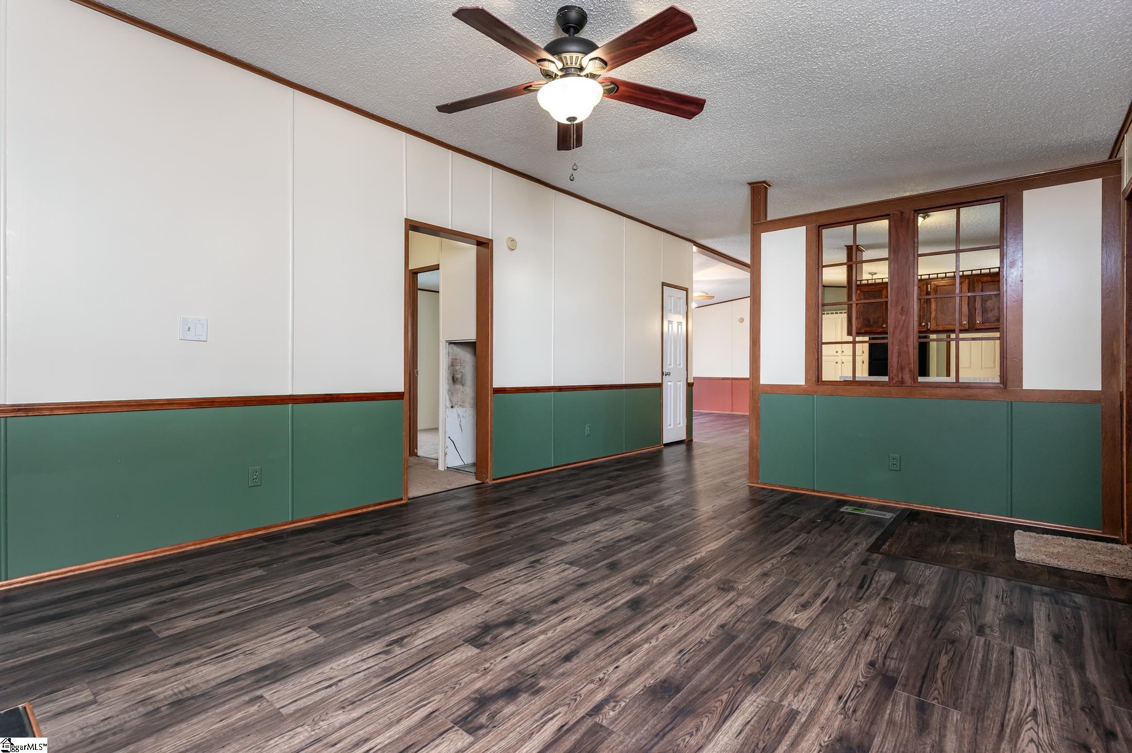 1121 Blount Road Belton, SC 29627 - Photo 5 of 32
