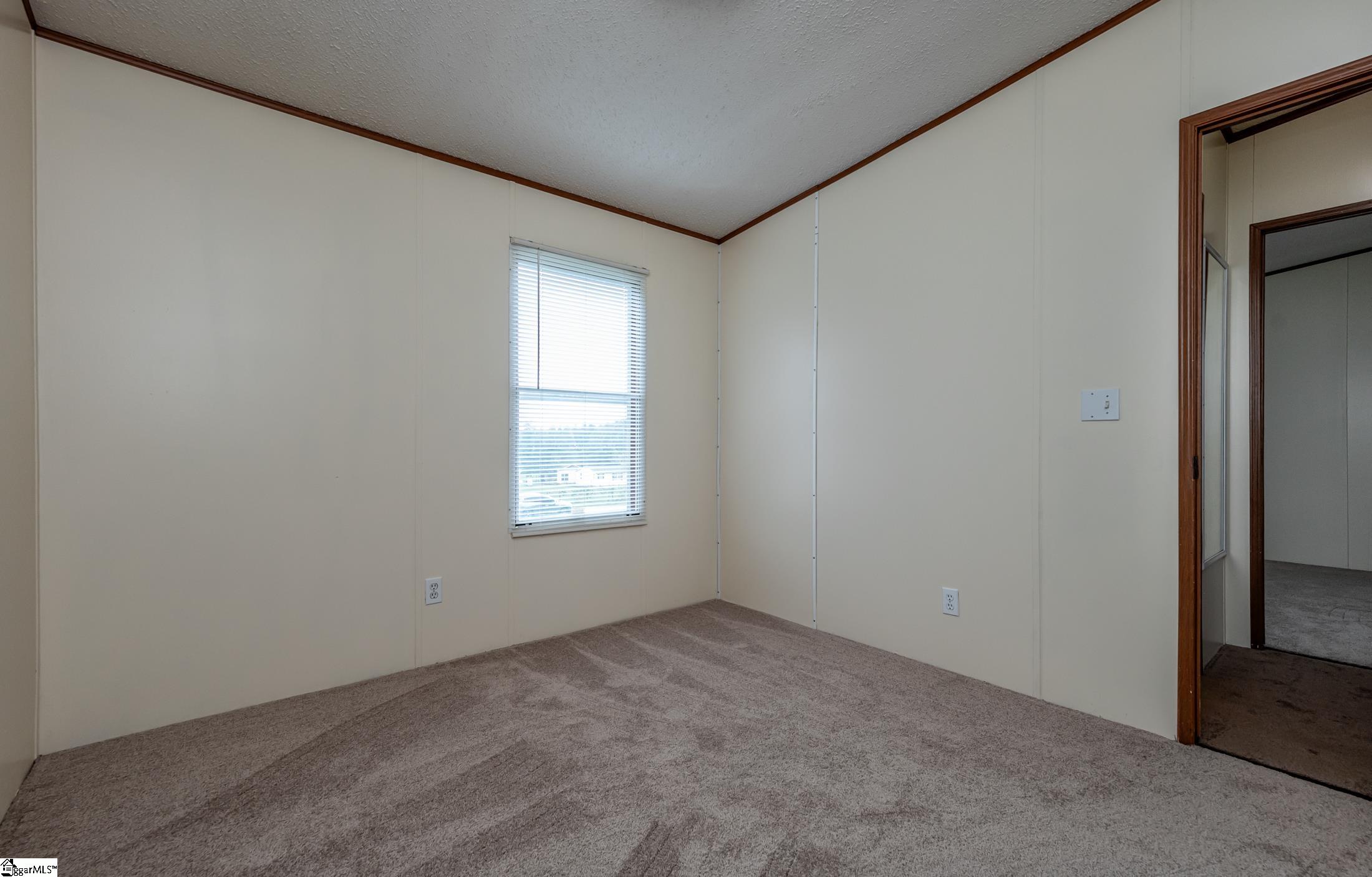 1121 Blount Road Belton, SC 29627 - Photo 8 of 32