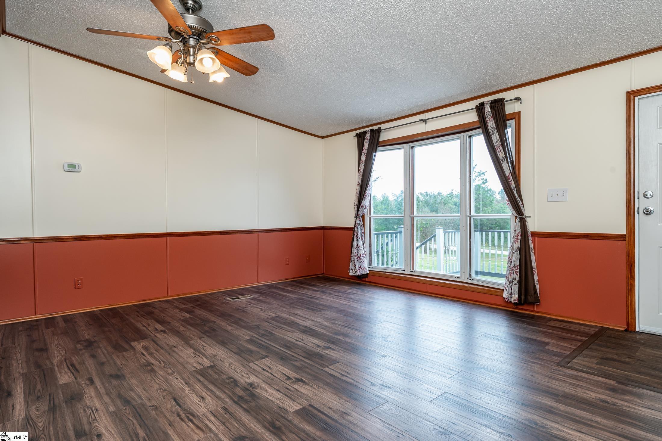 1121 Blount Road Belton, SC 29627 - Photo 9 of 32