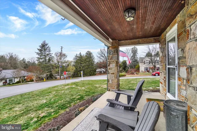 $429,900 | 300 Pine Hill Lane, York, PA 17403