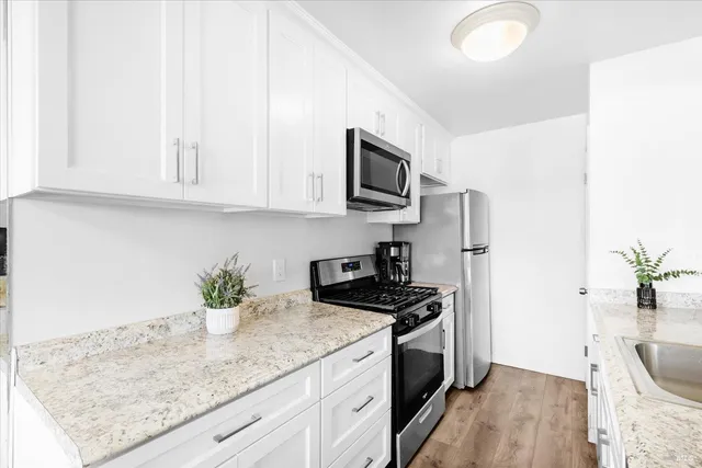 $250,000 | 1967 Southwood Drive, Unit 2, Vacaville, CA 95687