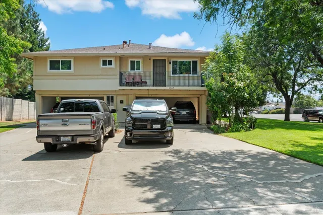 $250,000 | 1967 Southwood Drive, Unit 2, Vacaville, CA 95687