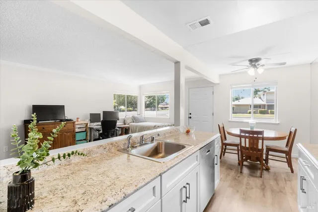 $250,000 | 1967 Southwood Drive, Unit 2, Vacaville, CA 95687