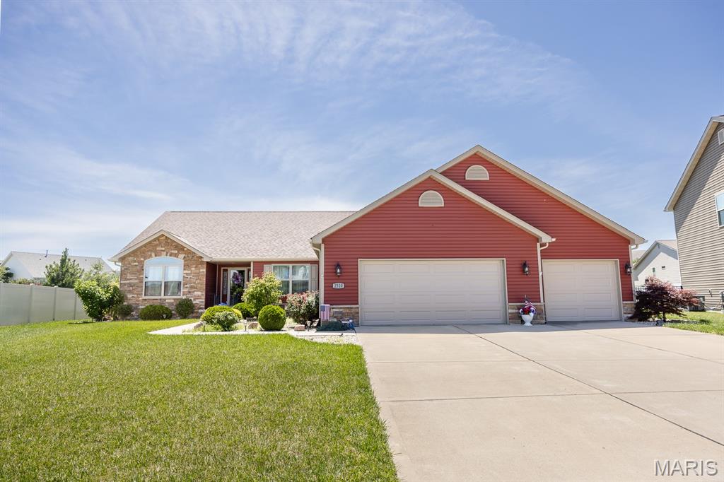2520 Welsch Drive Shiloh, IL 62221 - Photo 1 of 28
