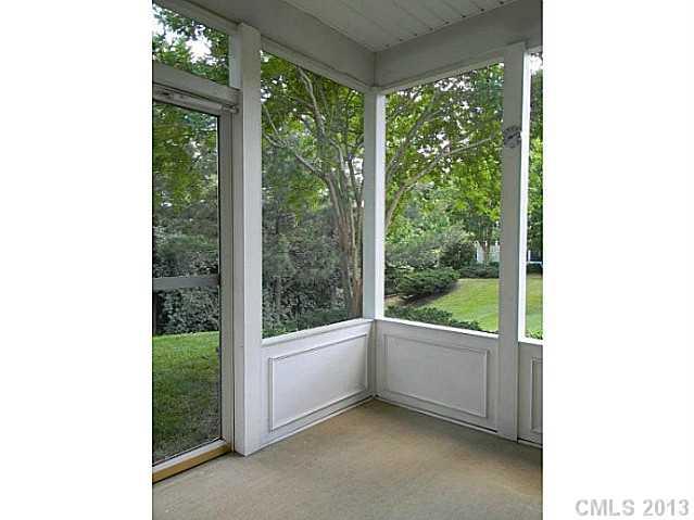 16612 Timber Crossing Road Charlotte, NC 28213 - Photo 2 of 16