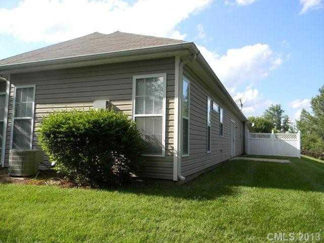 16612 Timber Crossing Road Charlotte, NC 28213 - Photo 13 of 16