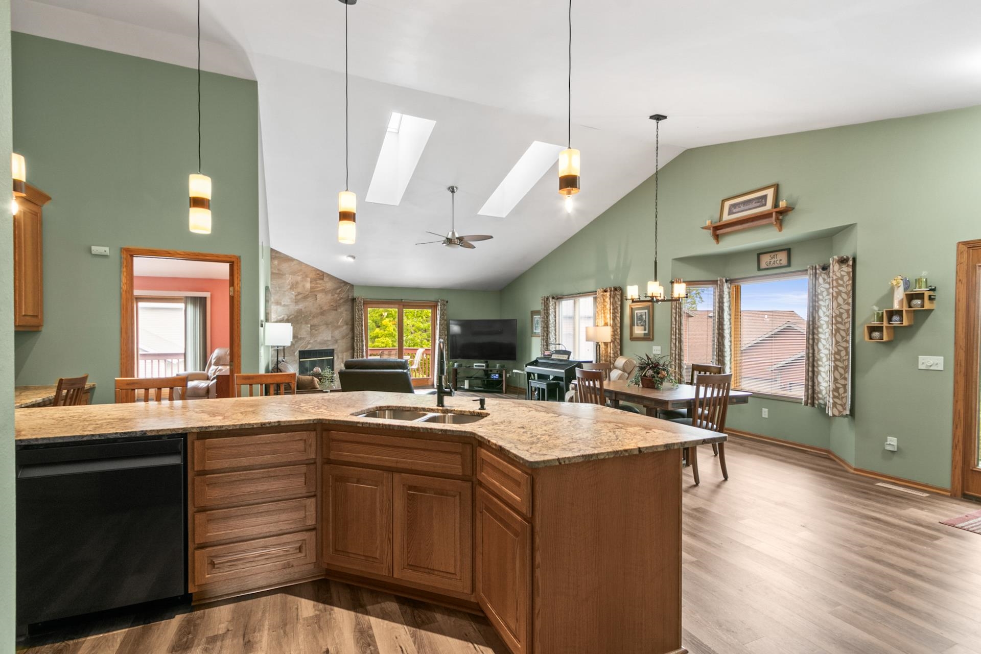 N2783 Summerville Park Road Lodi, WI 53555 - Photo 15 of 61