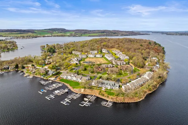 $575,000 | N2783 Summerville Park Road, Lodi, WI 53555