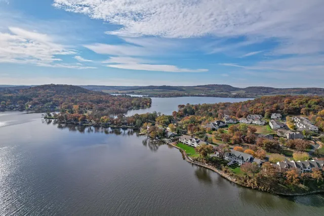 $575,000 | N2783 Summerville Park Road, Lodi, WI 53555