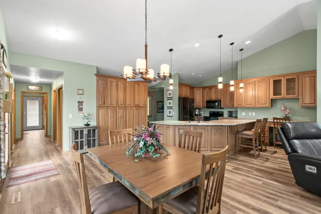 $575,000 | N2783 Summerville Park Road, Lodi, WI 53555