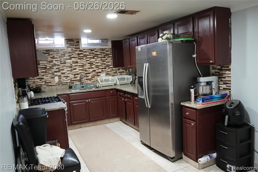 6426 Chase Road Dearborn, MI 48126 - Photo 25 of 35
