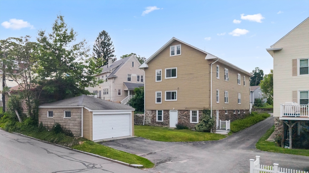 2 Davidson Road Worcester, MA 01605 - Photo 3 of 42