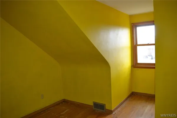 $174,900 | 208 West Elmview Avenue, Lackawanna, NY 14218