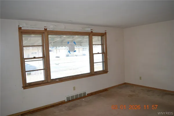 $174,900 | 208 West Elmview Avenue, Lackawanna, NY 14218