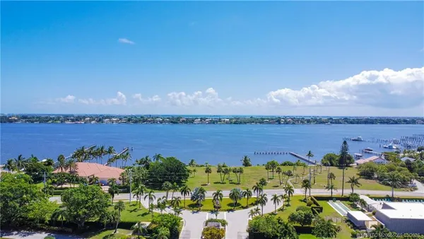 $238,000 | 1800 Southeast St Lucie Boulevard, Unit 10201, Stuart, FL 34996