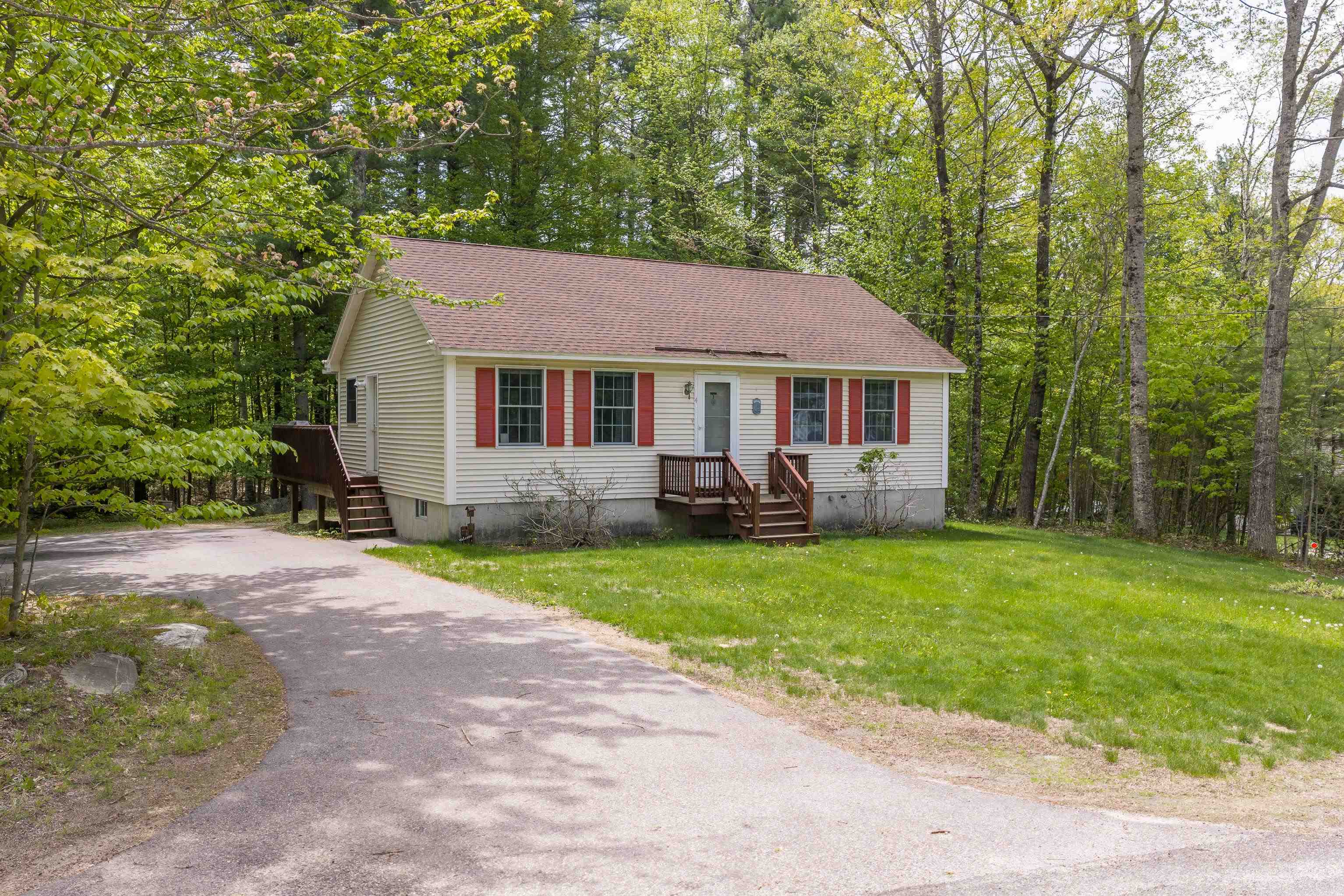 4 Ledley Lane Meredith, NH 03253 - Photo 5 of 37
