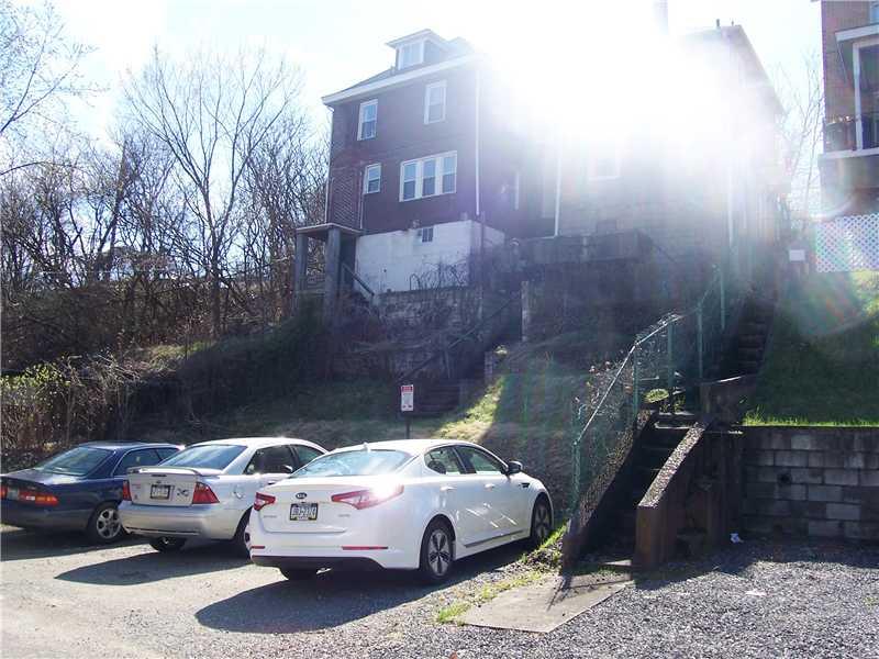 125 Burrows Street Pittsburgh, PA 15213 - Photo 15 of 18 Parking Lot/Garage.