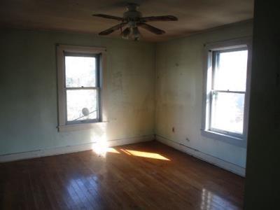 3040 Old Freeport Road Natrona Heights, PA 15065 - Photo 3 of 13 Gallery Image 3