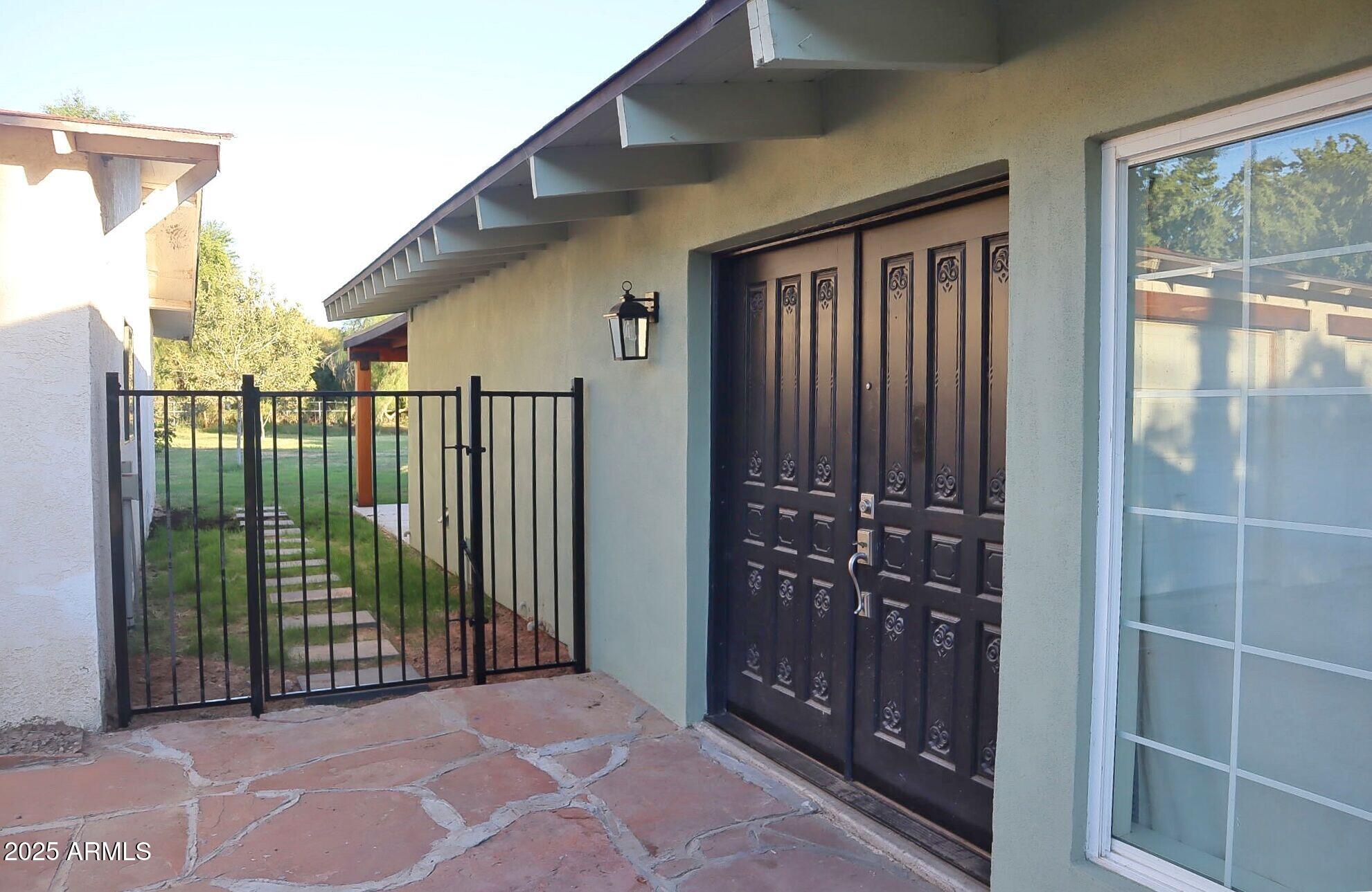 21047 South 156th Street Gilbert, AZ 85298 - Photo 3 of 40 a view of a balcony