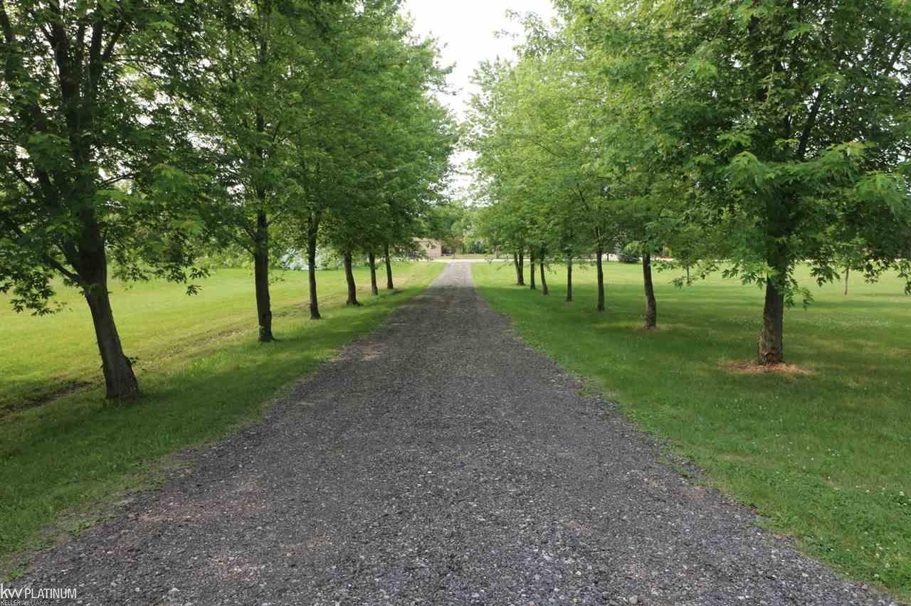 21321 31 Mile Road Ray, MI 48096 - Photo 3 of 28