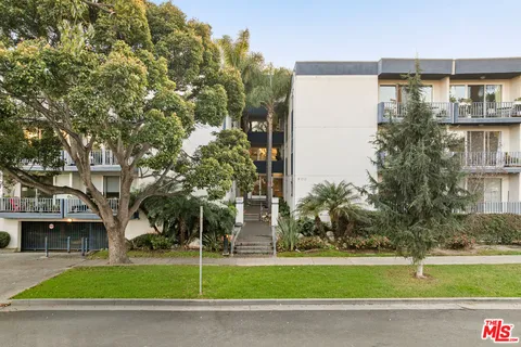 $5,995 | 900 Euclid Street, Unit 404, Santa Monica, CA 90403