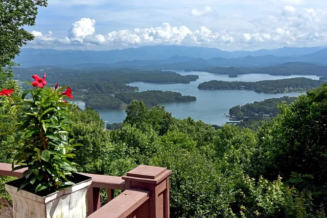 $1,500,000 | 786 Ramey Mountain Road, Hiawassee, GA 30546