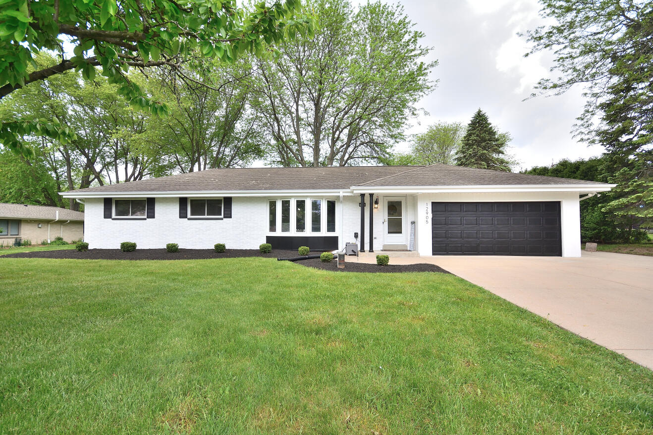 12905 Wembley Road Brookfield, WI 53005 - Photo 39 of 39 Front