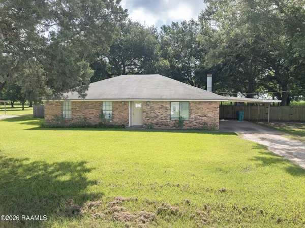 $170,000 | 167 Bayou Teche Subdivision Road, Opelousas, LA 70570