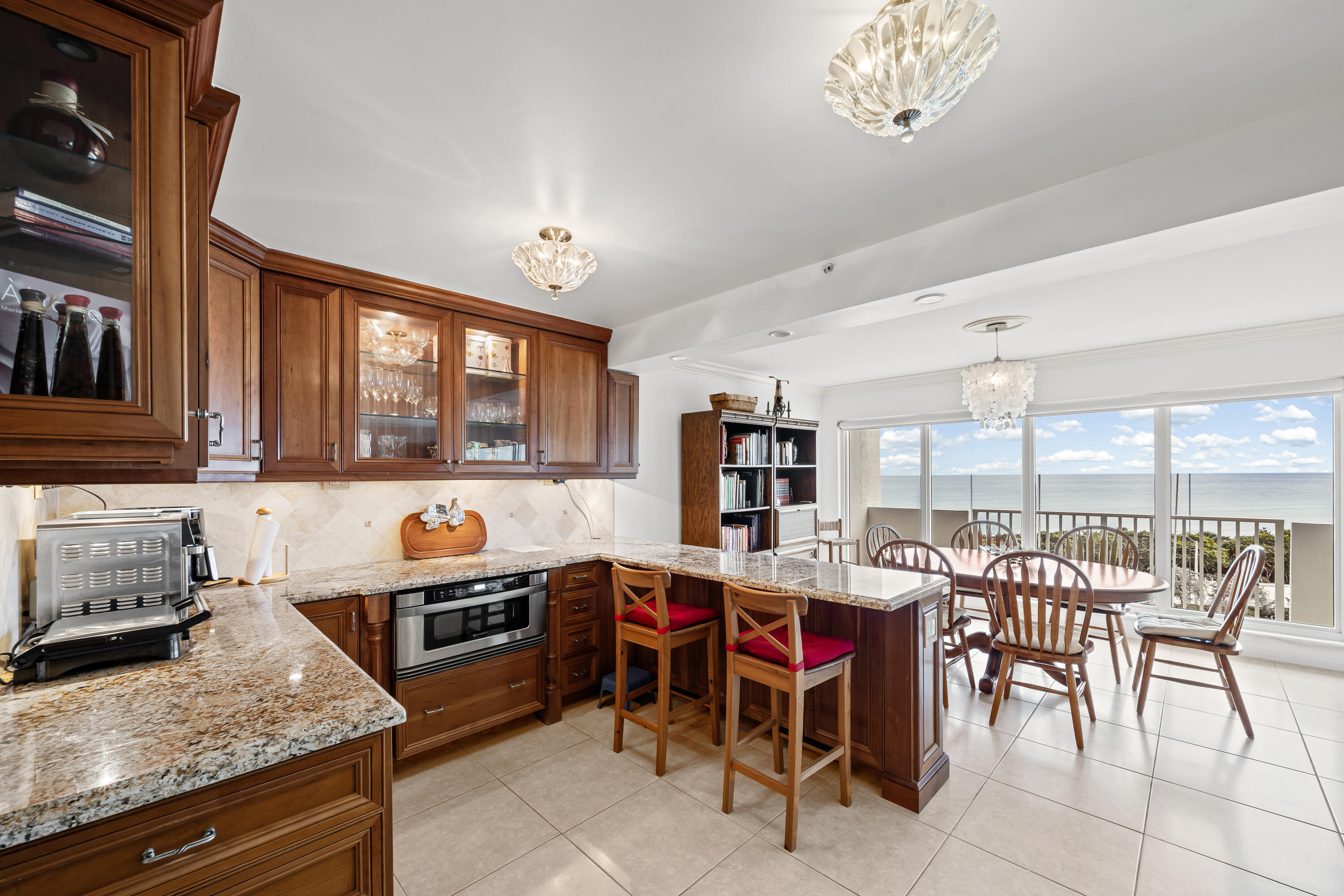 4301 North Ocean Boulevard, Unit A 706 Boca Raton, FL 33431 - Photo 5 of 26 3 Kitchen (2)
