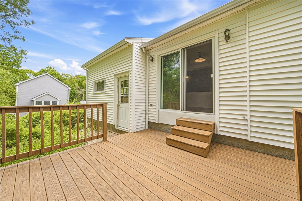 146 Acton Road Chelmsford, MA 01824 - Photo 31 of 42
