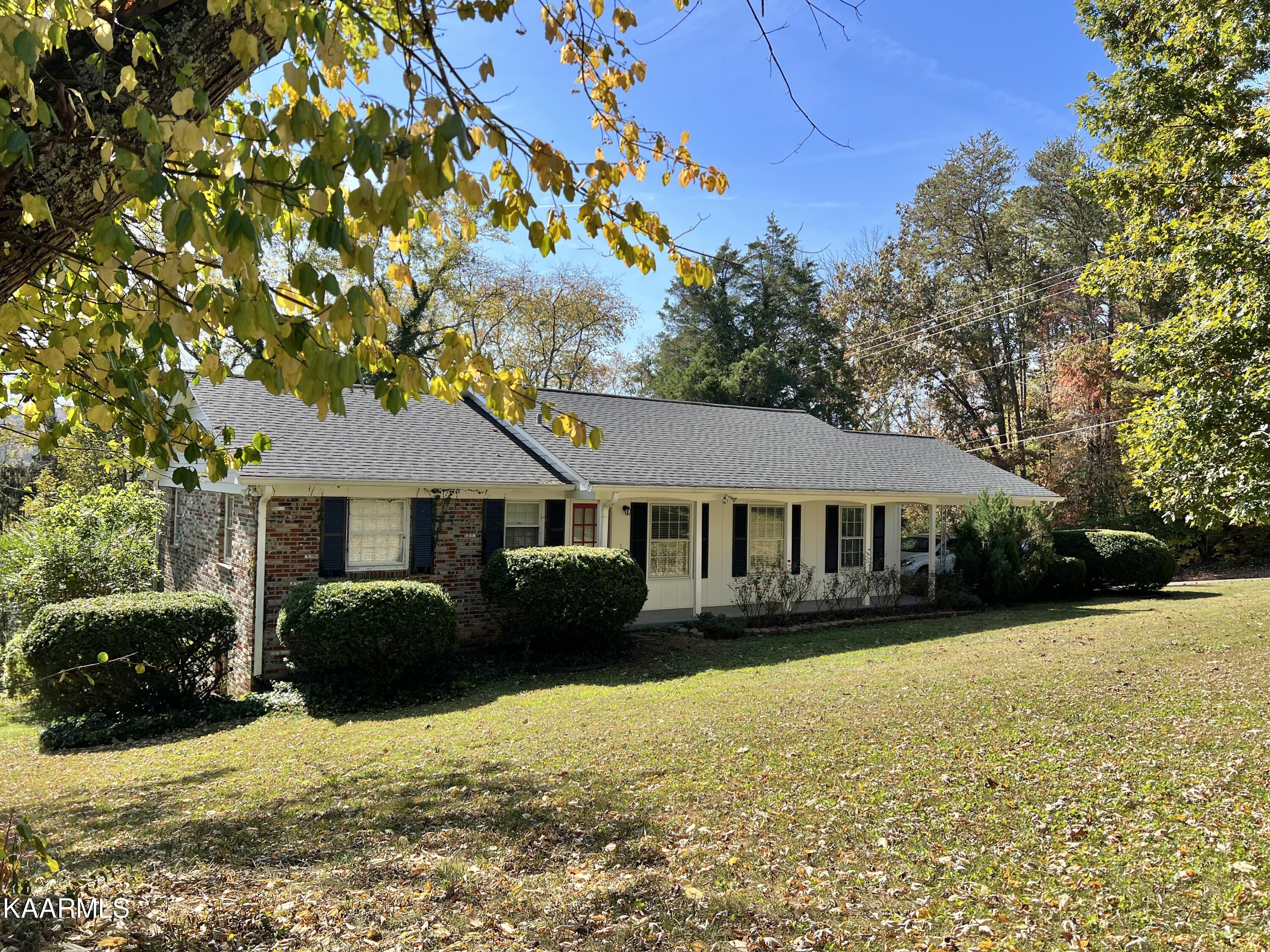 100 East Melbourne Road Oak Ridge, TN 37830 - Photo 1 of 46 100 Melbourne Road, Oak Ridge