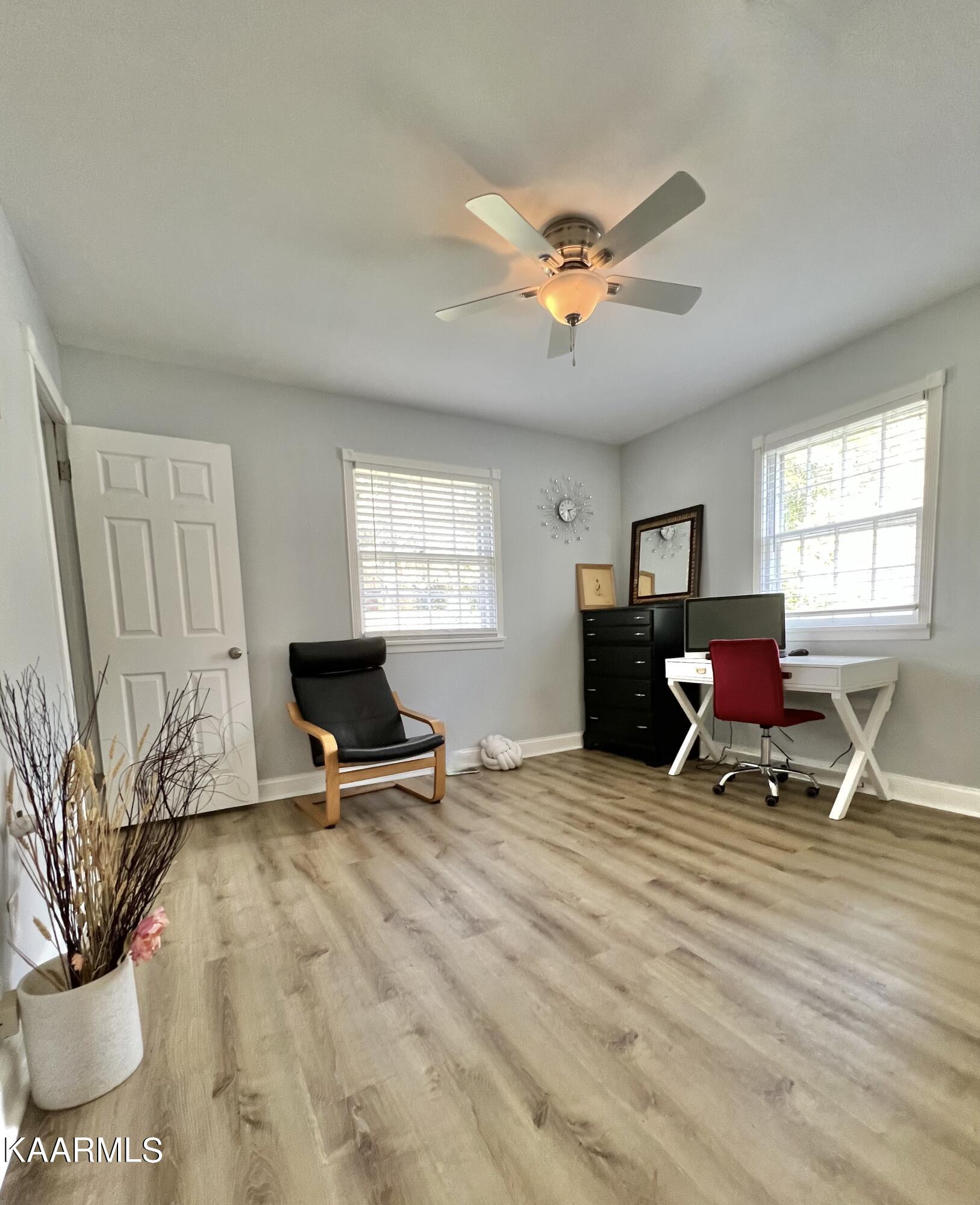100 East Melbourne Road Oak Ridge, TN 37830 - Photo 18 of 46 Primary Bedroom at Front Corner of Home