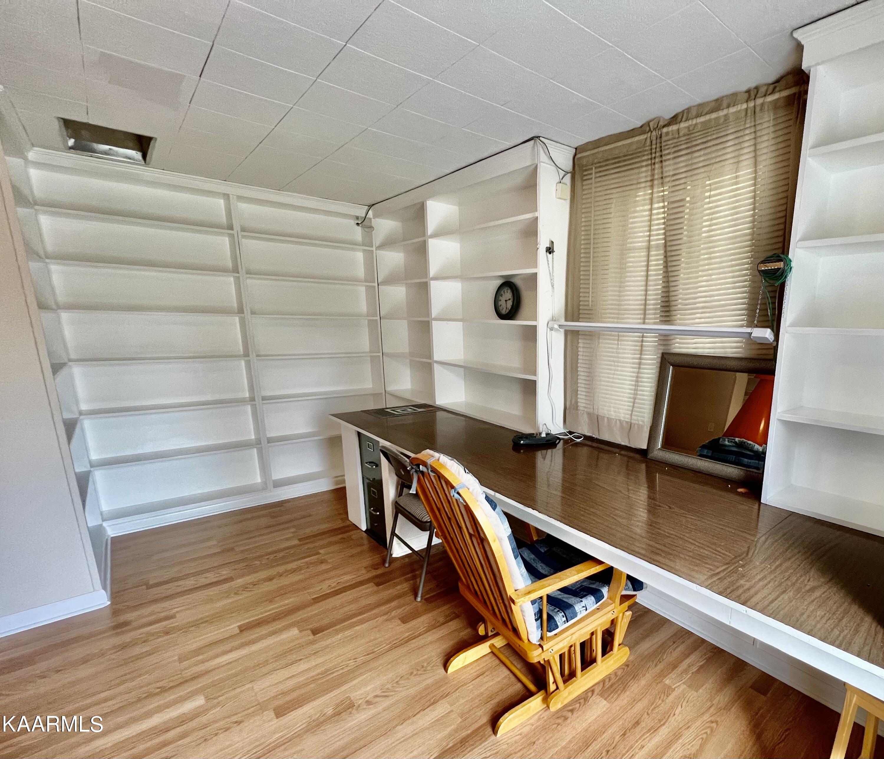 100 East Melbourne Road Oak Ridge, TN 37830 - Photo 31 of 46 So Much Room & Storage