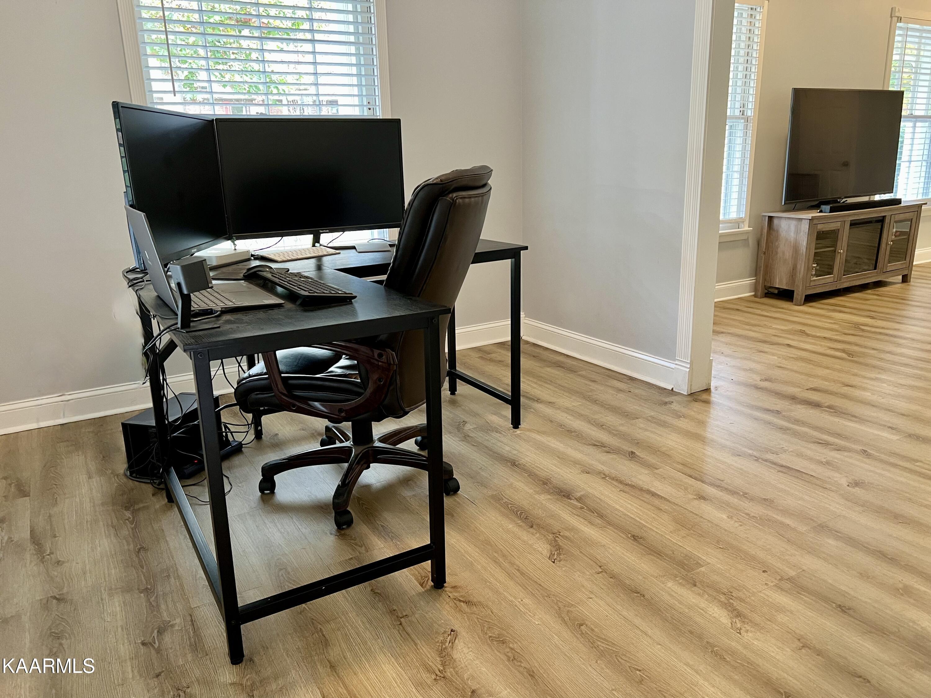 100 East Melbourne Road Oak Ridge, TN 37830 - Photo 7 of 46 Dining Room Used as Office