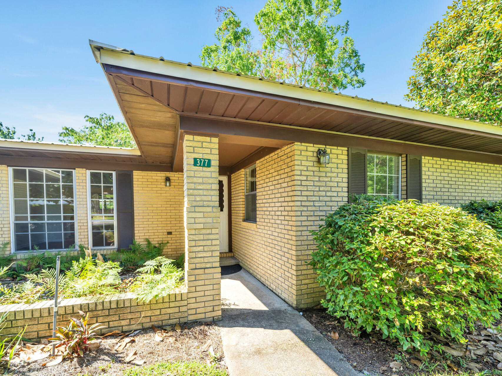 377 Marie Cir Northwest