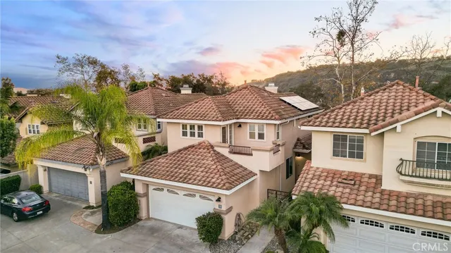 $1,175,000 | 35 Vía Encanto, Rancho Santa Margarita, CA 92688