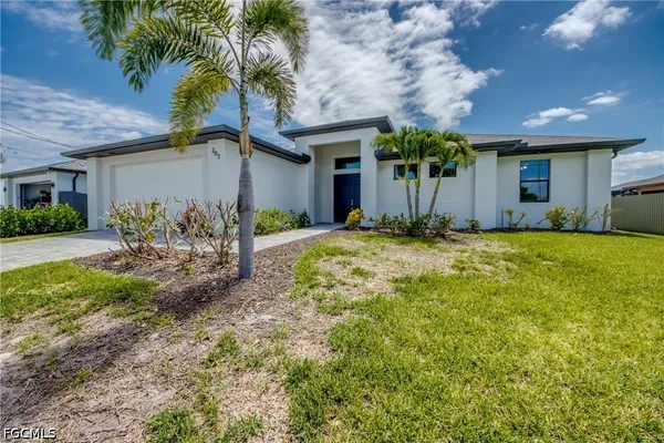 $565,000 | 203 Southwest 14th Avenue, Cape Coral, FL 33991