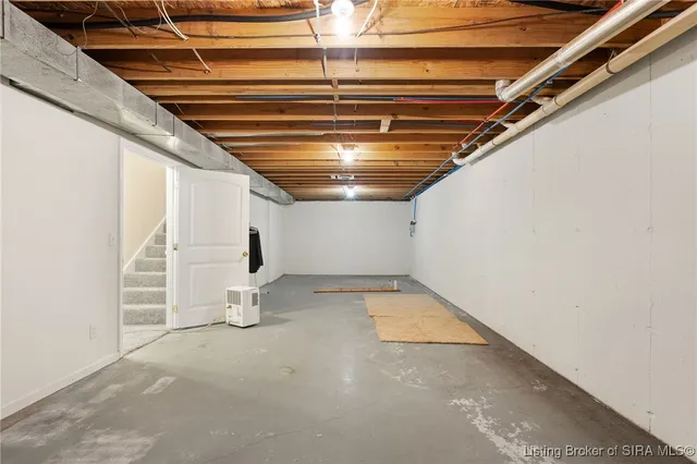 $390,500 | 1308 Cemetery Road Northeast, New Salisbury, IN 47161