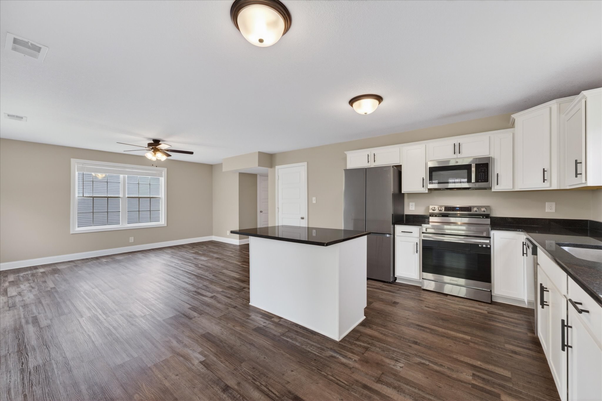 1237 Ridge Meadow Drive Clarksville, TN 37042 - Photo 13 of 32