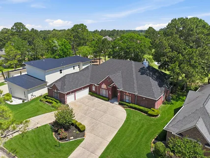 $650,000 | 1151 Bentwater Drive, Montgomery, TX 77356