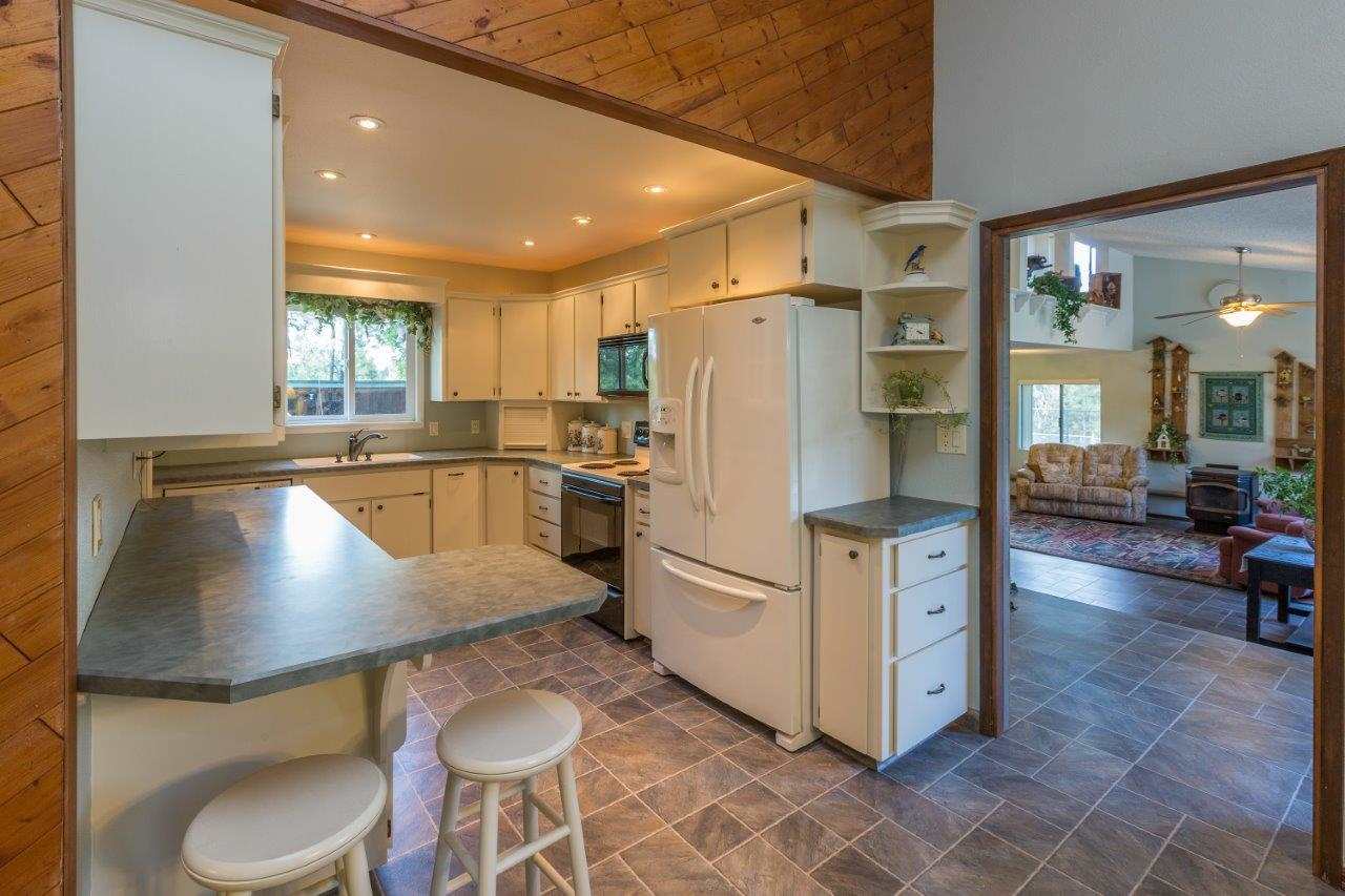 10904 South Spotted Road Cheney, WA 99004 - Photo 4 of 20