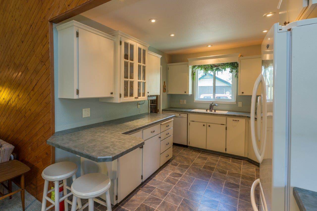10904 South Spotted Road Cheney, WA 99004 - Photo 5 of 20