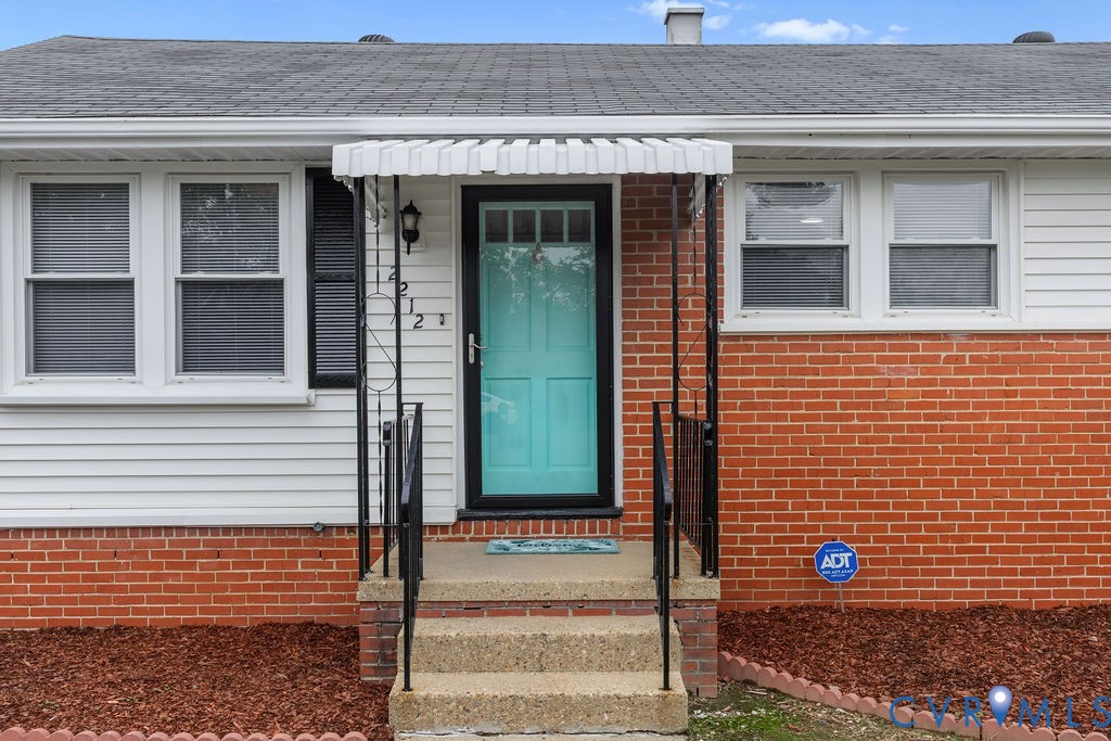 2212 Apollo Road Richmond, VA 23223 - Photo 3 of 16 Gallery Image 3