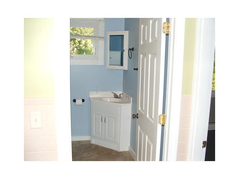202 Pool Street Biddeford, ME 04005 - Photo 14 of 28 Bathroom.