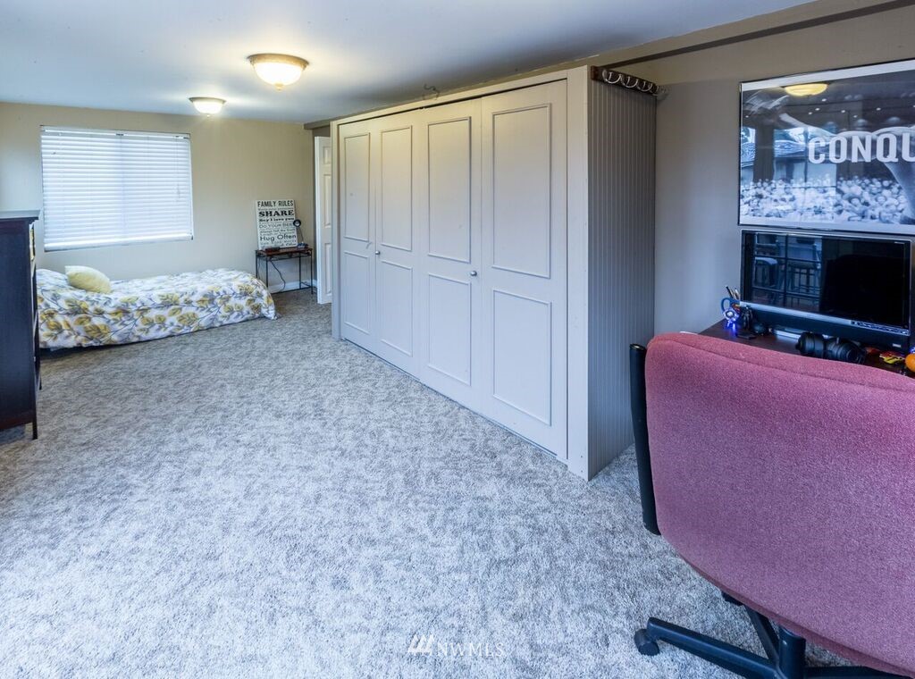 1454 East Axton Road Bellingham, WA 98226 - Photo 11 of 25 Gallery Image 11