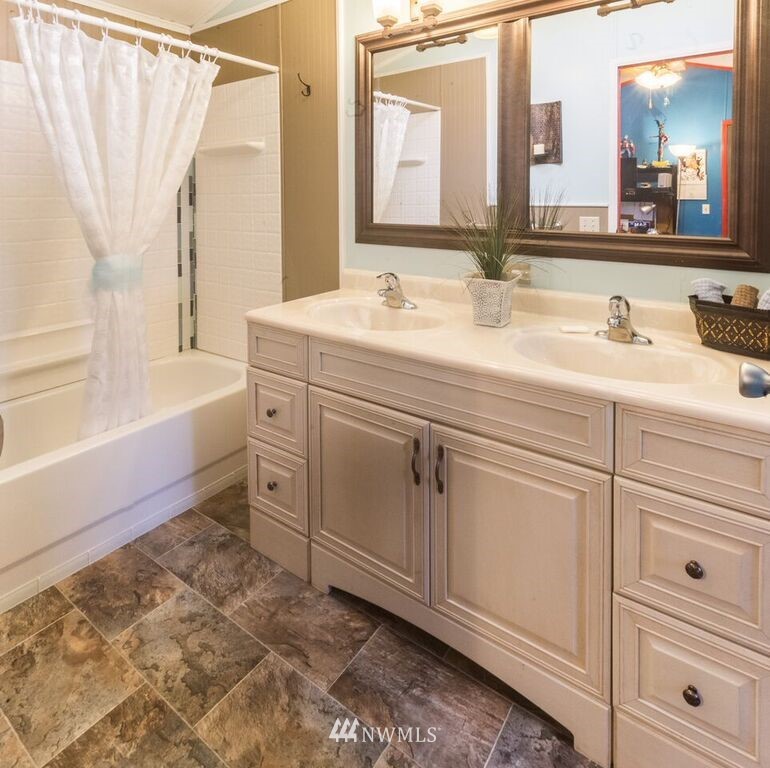 1454 East Axton Road Bellingham, WA 98226 - Photo 13 of 25 Gallery Image 13