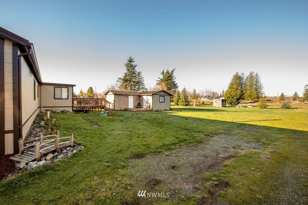 1454 East Axton Road Bellingham, WA 98226 - Photo 17 of 25 Gallery Image 17
