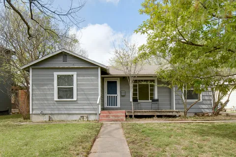 $569,000 | 5110 Valley Oak Drive, Austin, TX 78731