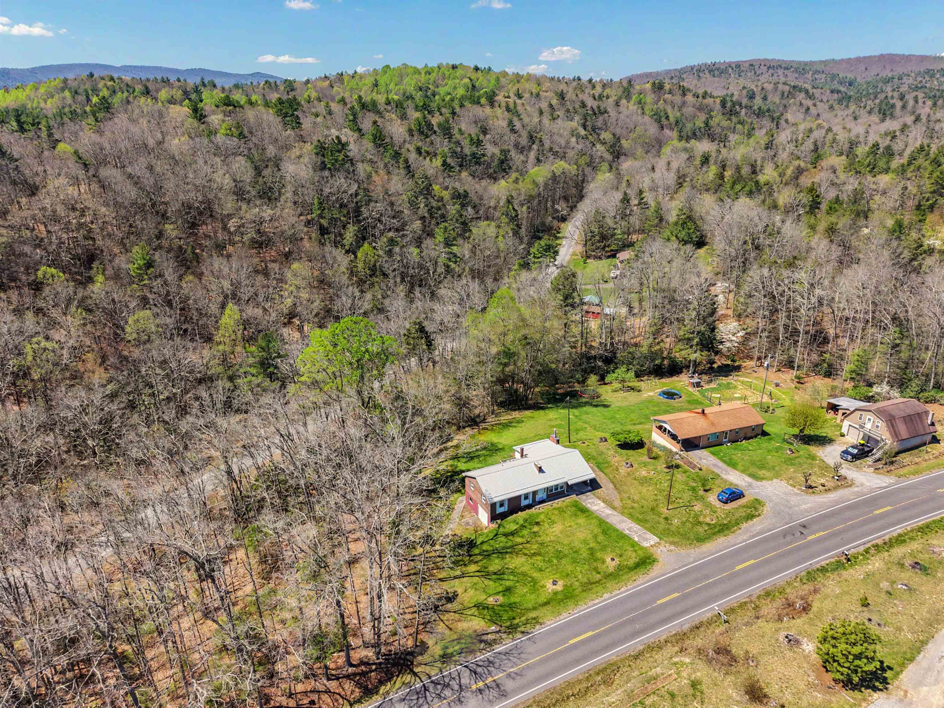 6921 Ivanhoe Road Ivanhoe, VA 24350 - Photo 14 of 75 Gallery Image 14